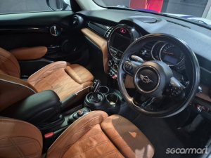 MINI Cooper 1.5A 5DR