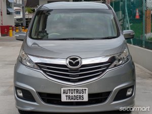 Mazda Biante 2.0A