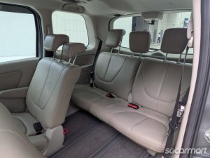 Mazda Biante 2.0A