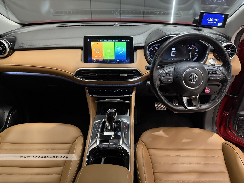 MG HS 1.5A Turbo Exclusive Panoramic Roof