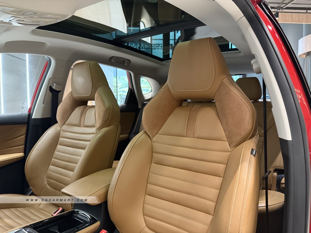 MG HS 1.5A Turbo Exclusive Panoramic Roof