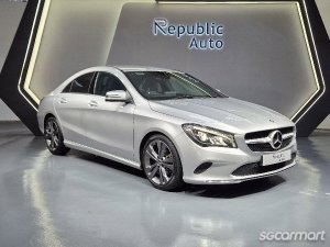 Mercedes-Benz CLA-Class CLA180 Urban-thumbnail
