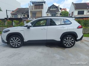 Toyota Corolla Cross Hybrid 2.0A Premium
