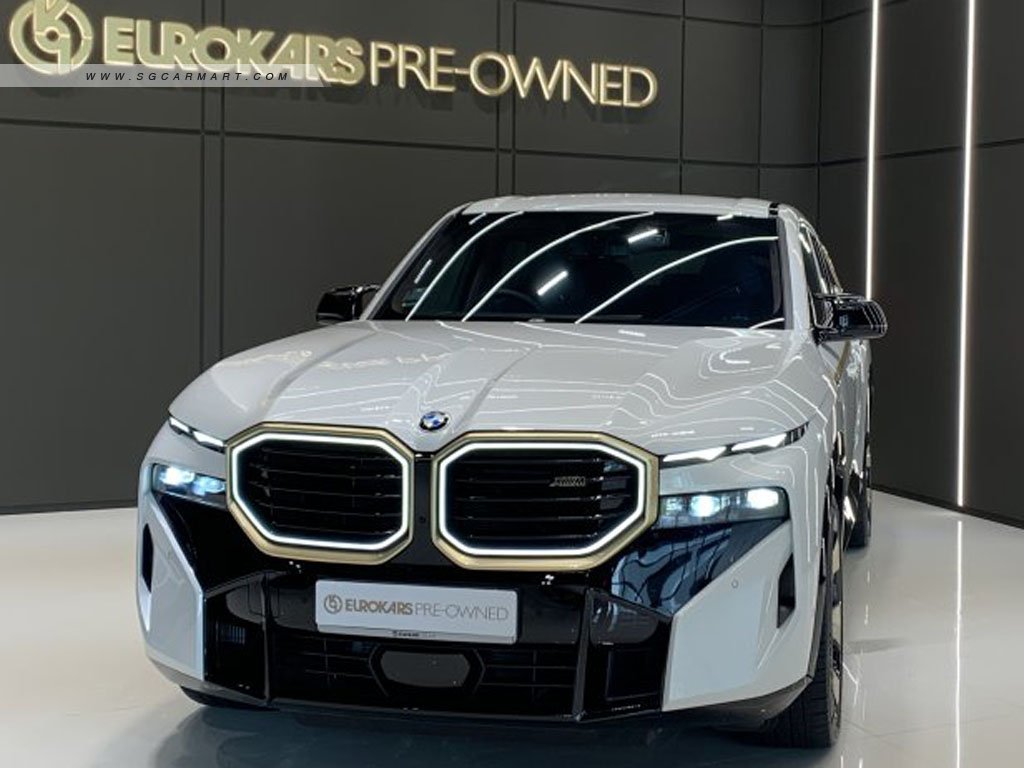 BMW XM