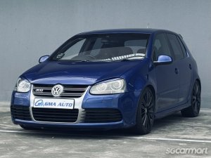 Volkswagen Golf R32 (COE till 11/2028)