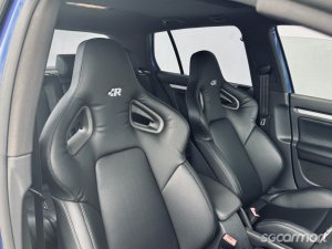 Volkswagen Golf R32 (COE till 11/2028)