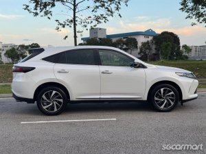 Toyota Harrier Turbo 2.0A G Panoramic Roof