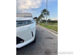 Toyota Harrier Turbo 2.0A G Panoramic Roof