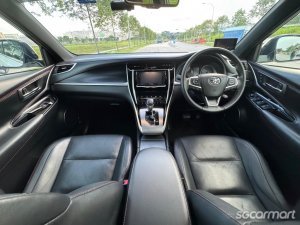 Toyota Harrier Turbo 2.0A G Panoramic Roof