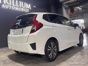 Honda Jazz 1.5A RS