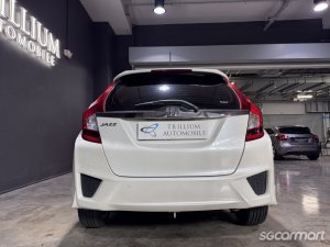 Honda Jazz 1.5A RS