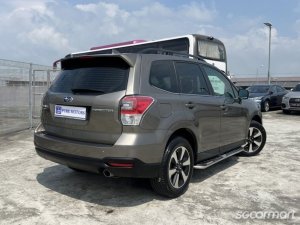 Subaru Forester 2.0i-L Sunroof