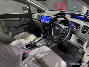Honda Civic Hybrid 1.5A (COE till 04/2027)