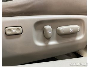 Toyota Camry 2.0A (COE till 04/2029)