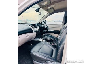 Mitsubishi Triton L200 Double-Cab 2.5A (New 5-yr COE)
