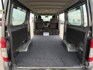 Nissan NV350 Caravan 2.0A DX