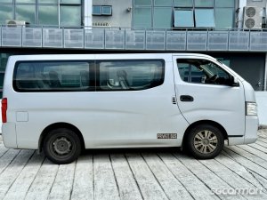 Nissan NV350 Microbus 2.5M