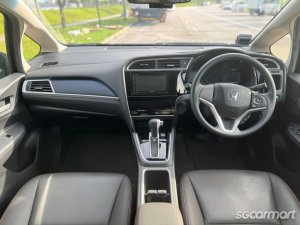 Honda Shuttle 1.5A G Honda Sensing