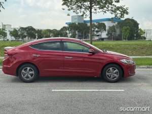Hyundai Elantra 1.6A GLS S