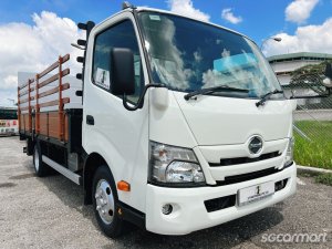Hino XZU710R
