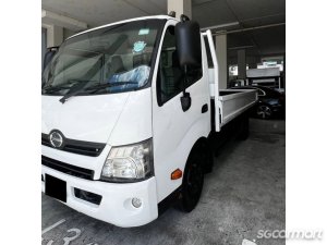 Hino XZU710R (COE till 05/2030)