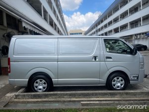 Toyota Hiace 2.8A
