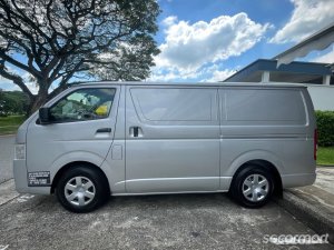 Toyota Hiace 2.8A