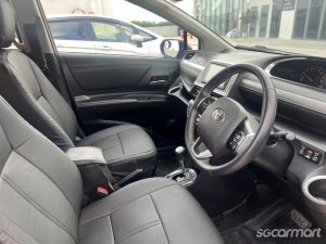 Toyota Sienta 1.5A Elegance