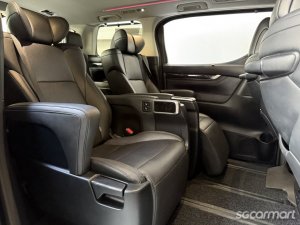 Toyota Alphard Hybrid 2.5A SR C-Package