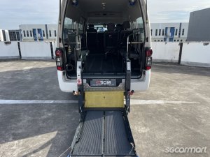 Nissan NV350 Caravan 2.5A