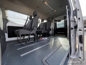 Nissan NV350 Caravan 2.5A