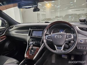 Toyota Harrier 2.0A Premium (New 5-yr COE)
