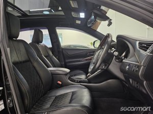 Toyota Harrier 2.0A Premium (New 5-yr COE)
