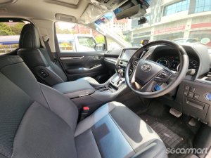 Toyota Alphard Hybrid 2.5A SR C-Package Moonroof