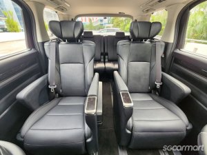 Toyota Alphard 2.5A S C-Package Moonroof