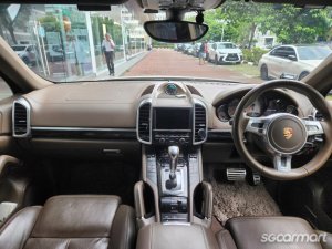 Porsche Cayenne Hybrid S 3.0A Sunroof (COE till 10/2029)