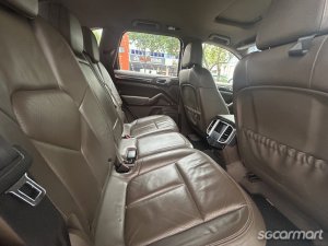 Porsche Cayenne Hybrid S 3.0A Sunroof (COE till 10/2029)