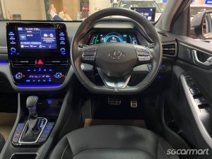 Hyundai Ioniq Hybrid 1.6A DCT Sunroof