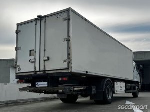 Mitsubishi Fuso Fighter FM65 (New 5-yr COE)