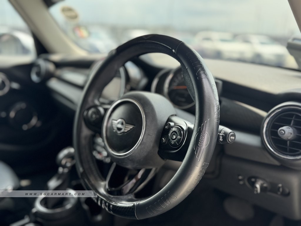 MINI Cooper D 1.5A 5DR
