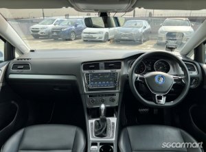 Volkswagen Golf 1.2A TSI