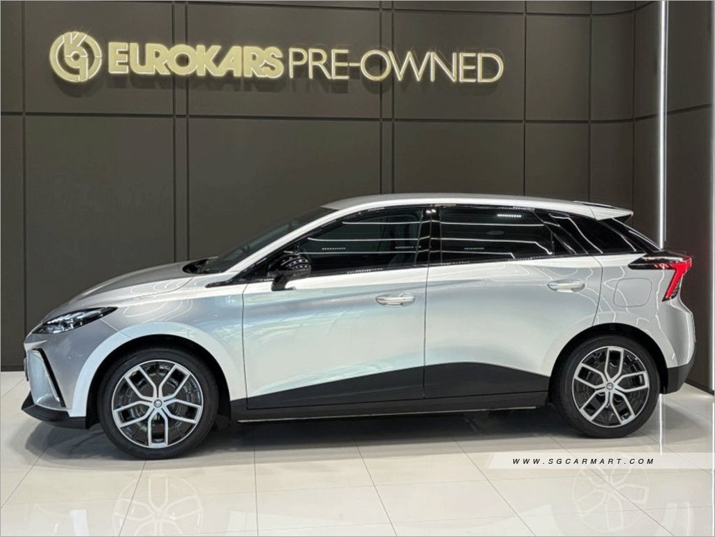 MG 4 Electric Trophy Sport LR