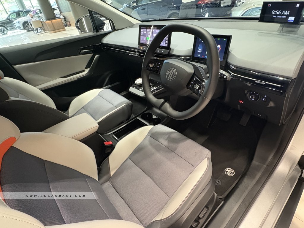 MG 4 Electric Trophy Sport LR