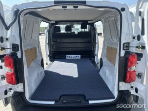 Peugeot e-Expert Electric