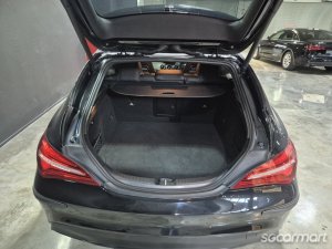 Mercedes-Benz CLA-Class CLA180 Shooting Brake Urban