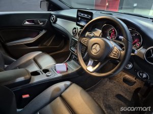 Mercedes-Benz CLA-Class CLA180 Shooting Brake Urban