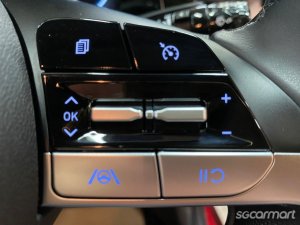 Hyundai Avante 1.6A S
