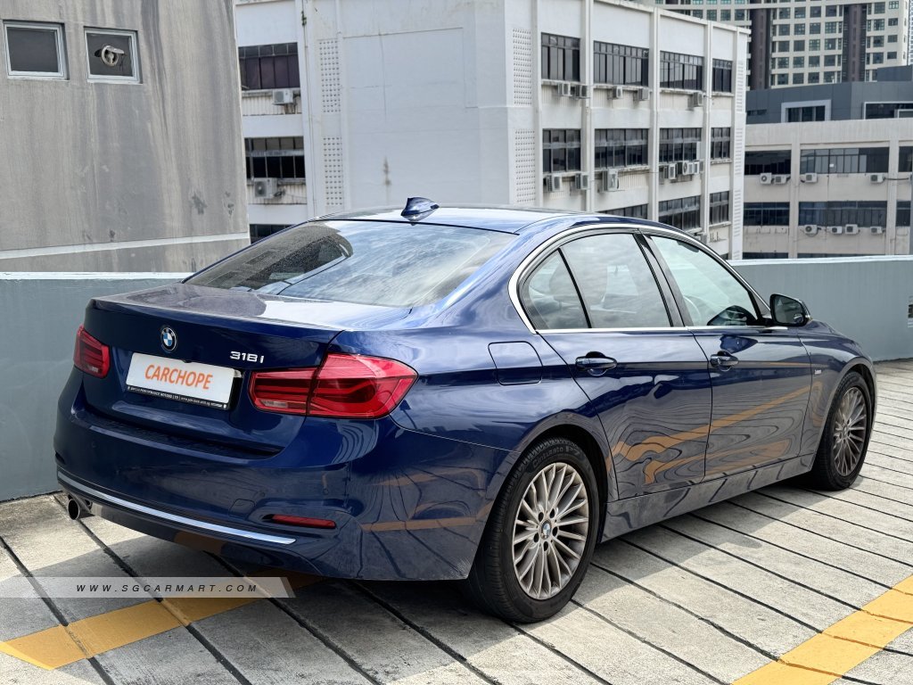 BMW 3 Series 318i Luxury