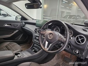 Mercedes-Benz GLA-Class GLA180 (New 5-yr COE)