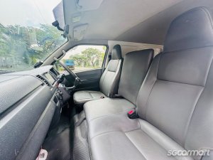 Toyota Hiace 3.0M (COE till 01/2030)